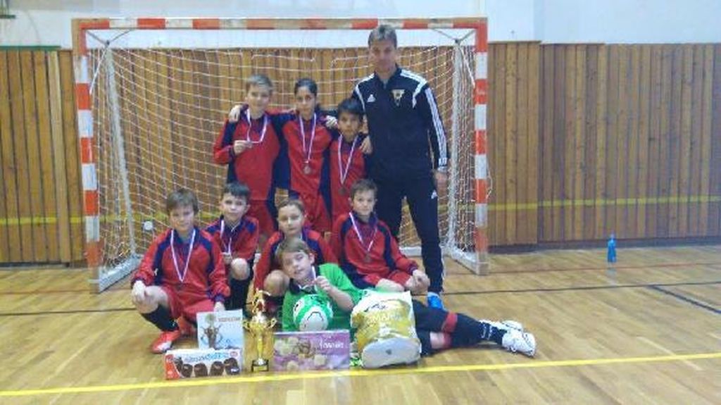Vnon turnaj LOKO 3 msto 2005